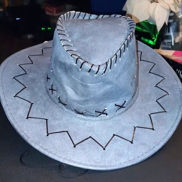Western Style Faux Suede Cowboy Hat with Stitched Detail - Gray - Picture 5 of 6